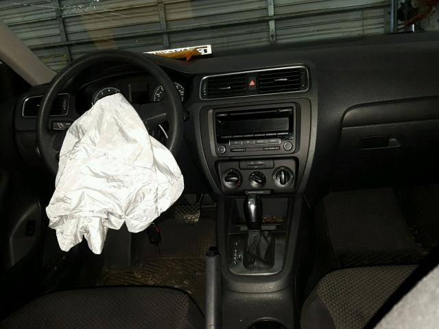 3VW2K7AJ9EM208771 - 2014 VOLKSWAGEN JETTA BASE თეთრი ფოტო 9