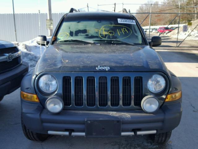 1J4GL38K75W651010 - 2005 JEEP LIBERTY RE GREEN photo 9