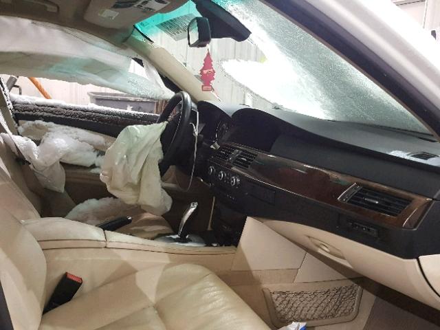 WBANV9C58AC137932 - 2010 BMW 535 XI Ақ фото 5