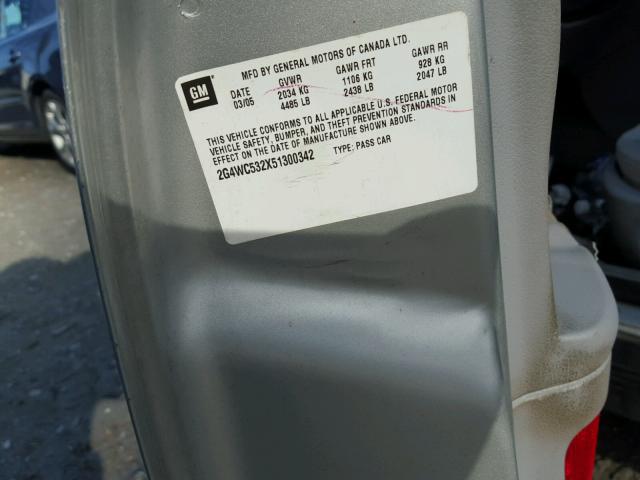 2G4WC532X51300342 - 2005 BUICK LACROSSE C SILVER photo 10