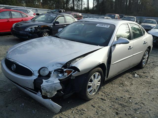 2G4WC532X51300342 - 2005 BUICK LACROSSE C SILVER photo 2