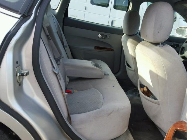 2G4WC532X51300342 - 2005 BUICK LACROSSE C SILVER photo 6