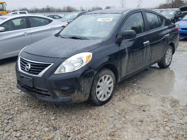 3N1CN7AP4CL871013 - 2012 NISSAN VERSA S BLACK photo 2