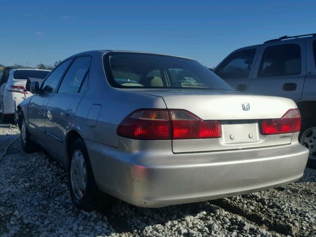 1HGCG564XXA161378 - 1999 HONDA ACCORD LX BEIGE photo 3