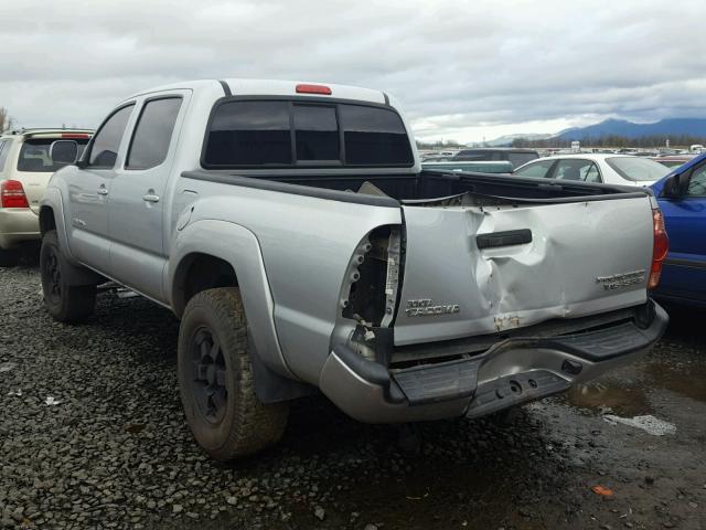 3TMJU62N38M053644 - 2008 TOYOTA TACOMA DOU SILVER photo 3