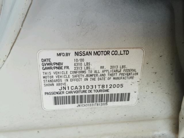 JN1CA31D31T812005 - 2001 NISSAN MAXIMA GXE WHITE photo 10