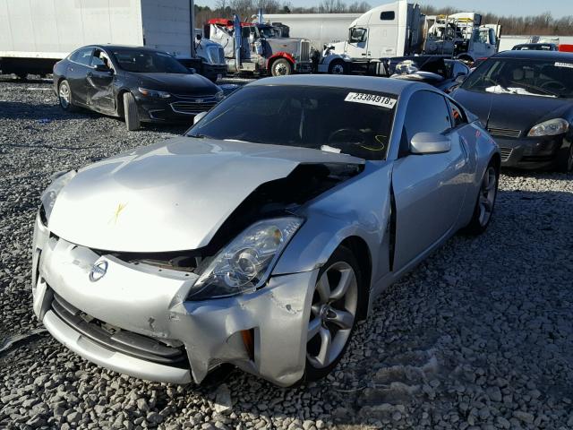 JN1BZ34D28M703958 - 2008 NISSAN 350Z COUPE SILVER photo 2