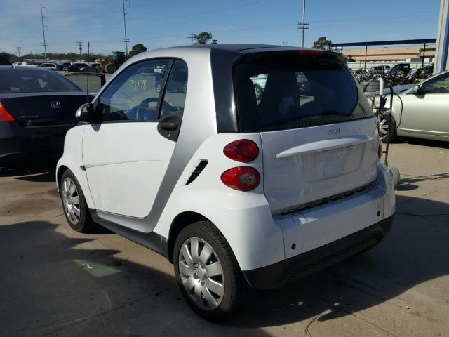 WMEEJ3BA5FK794230 - 2015 SMART FORTWO PUR TWO TONE photo 3