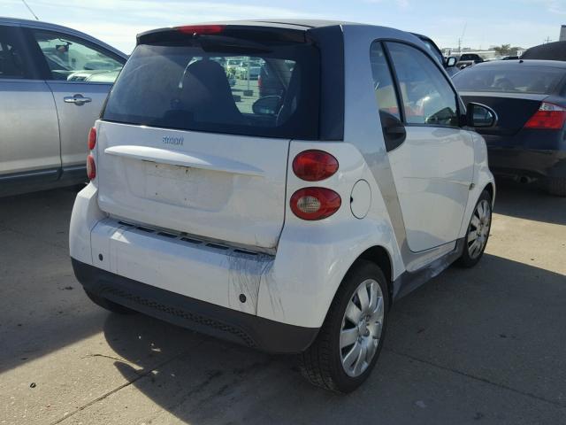 WMEEJ3BA5FK794230 - 2015 SMART FORTWO PUR TWO TONE photo 4