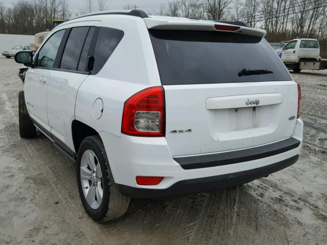 1J4NF1FB7BD239165 - 2011 JEEP COMPASS SP WHITE photo 3