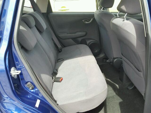 JHMGE8H35DC041899 - 2013 HONDA FIT BLUE photo 6