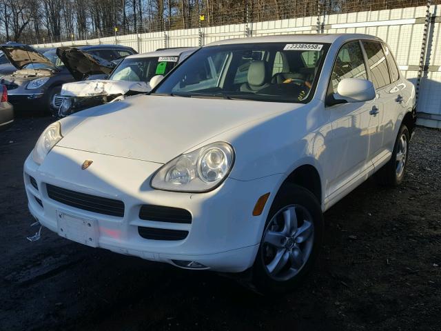 WP1AB29P75LA66088 - 2005 PORSCHE CAYENNE S WHITE photo 2