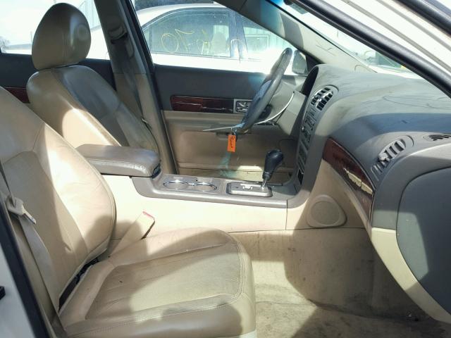 1LNHM87A25Y658122 - 2005 LINCOLN LS 白色 照片 5