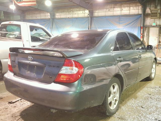 4T1BF30K92U518819 - 2002 TOYOTA CAMRY LE GREEN photo 4