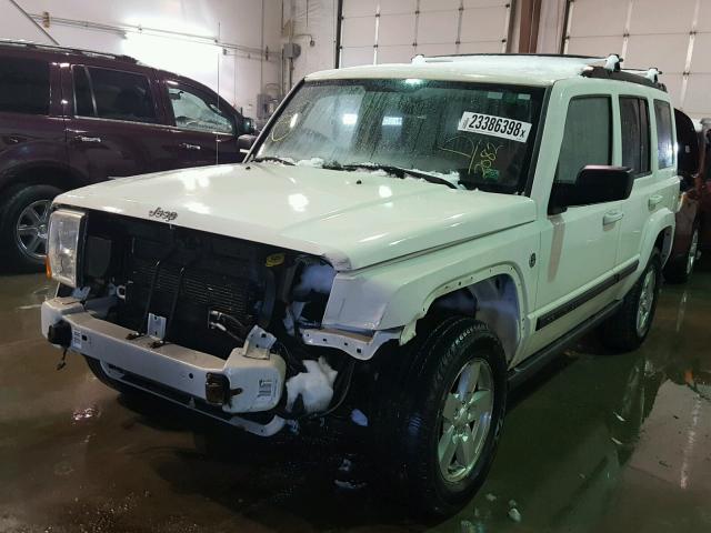 1J8HG48P37C592082 - 2007 JEEP COMMANDER WHITE photo 2