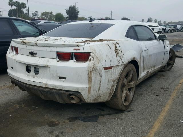 2G1FS1EWXB9167555 - 2011 CHEVROLET CAMARO SS Blanco foto 4
