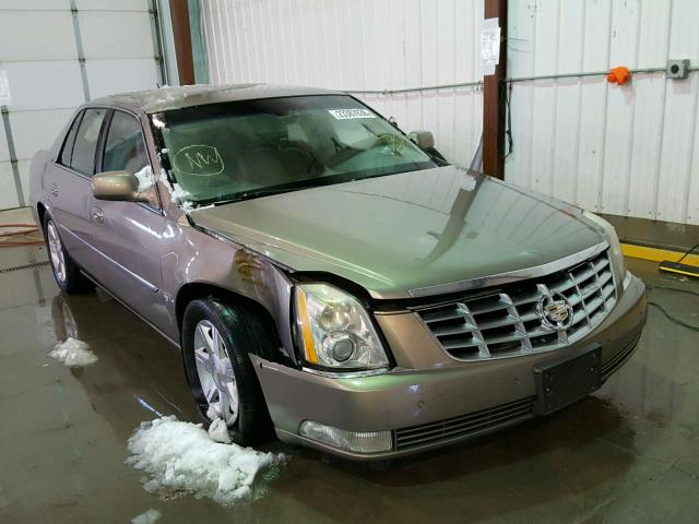 1G6KD57YX7U115586 - 2007 CADILLAC DTS TAN photo 1