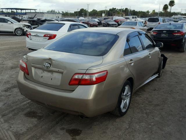 4T1BE46K47U037139 - 2007 TOYOTA CAMRY NEW GOLD photo 4