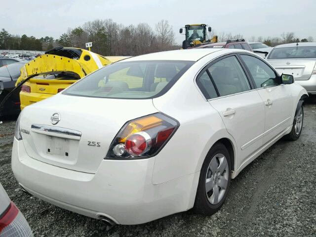 1N4AL21E57C181192 - 2007 NISSAN ALTIMA 2.5 WHITE photo 4