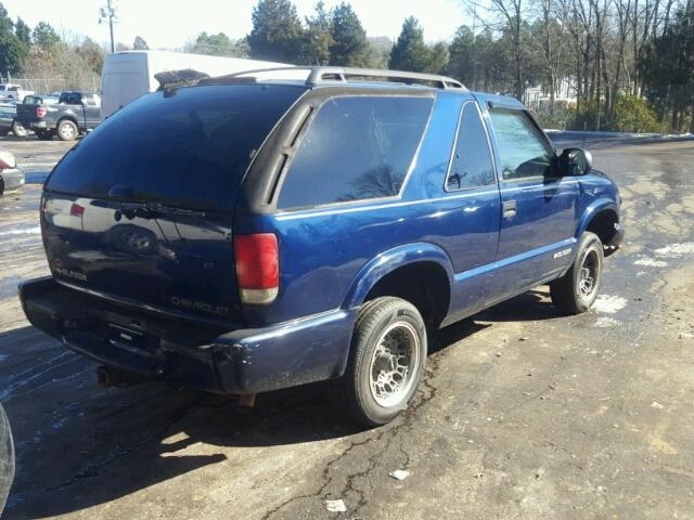 1GNCS18W41K115381 - 2001 CHEVROLET BLAZER BLUE photo 4