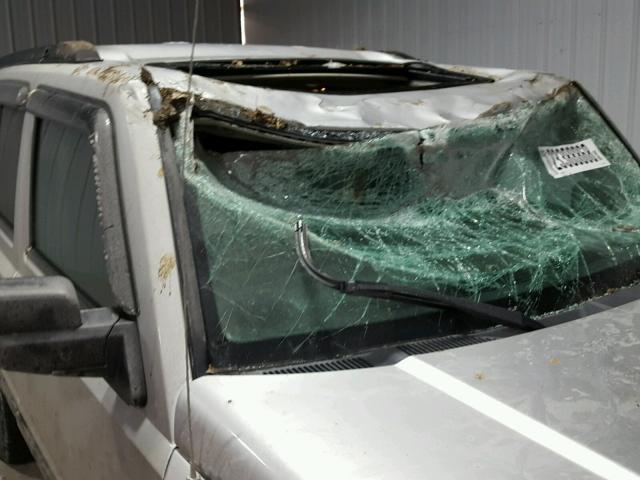 1J8HG48K68C117936 - 2008 JEEP COMMANDER ვერცხლისფერი ფოტო 9