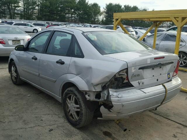 1FAFP34Z13W293768 - 2003 FORD FOCUS SE C SILVER photo 3