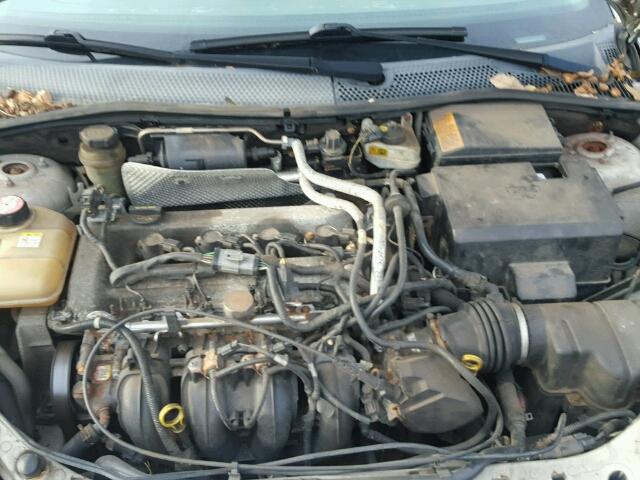 1FAFP34Z13W293768 - 2003 FORD FOCUS SE C SILVER photo 7