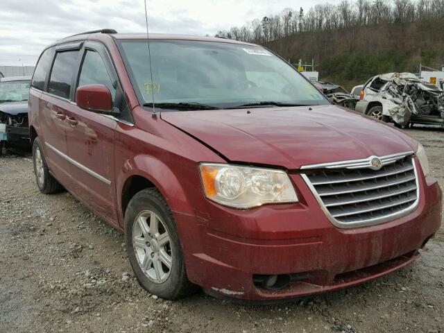 2A4RR5D17AR491858 - 2010 CHRYSLER TOWN & COU RED photo 1