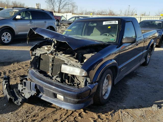 1GCCS19W6Y8252899 - 2000 CHEVROLET S TRUCK S1 BLUE photo 2