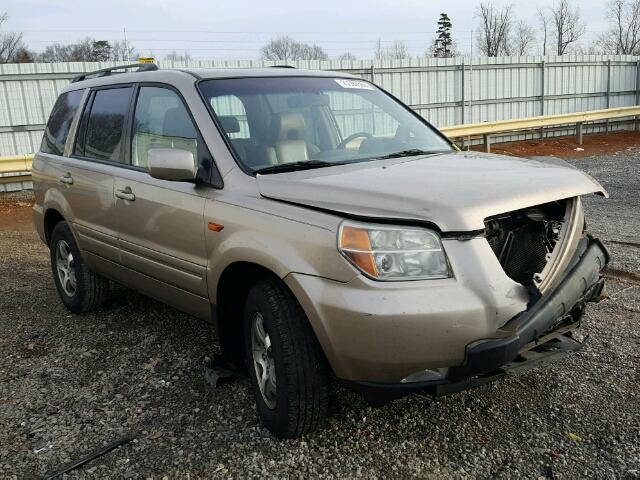 5FNYF28656B017487 - 2006 HONDA PILOT EX GOLD photo 1