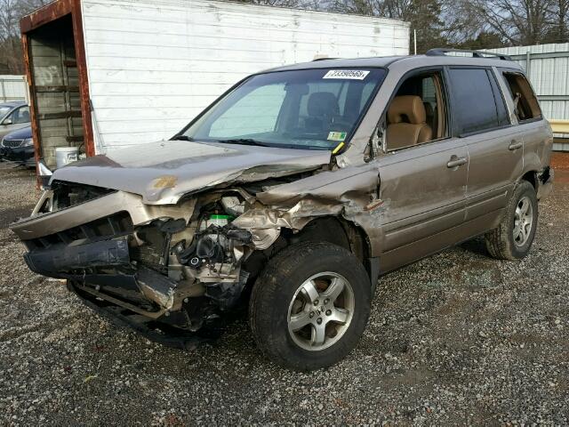 5FNYF28656B017487 - 2006 HONDA PILOT EX GOLD photo 2