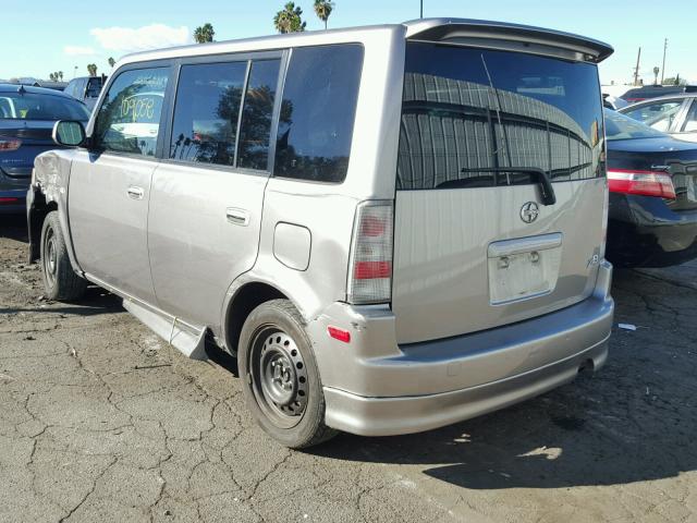 JTLKT324640146799 - 2004 TOYOTA SCION XB SILVER photo 3