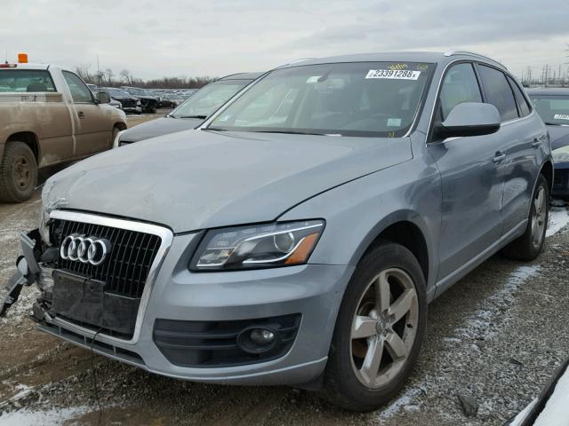 WA1VKAFPXAA028713 - 2010 AUDI Q5 PRESTIG GRAY photo 2