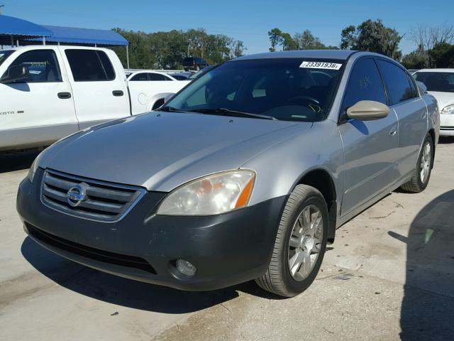 1N4AL11D83C237072 - 2003 NISSAN ALTIMA BAS SILVER photo 2