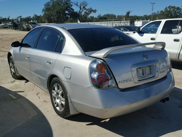 1N4AL11D83C237072 - 2003 NISSAN ALTIMA BAS SILVER photo 3