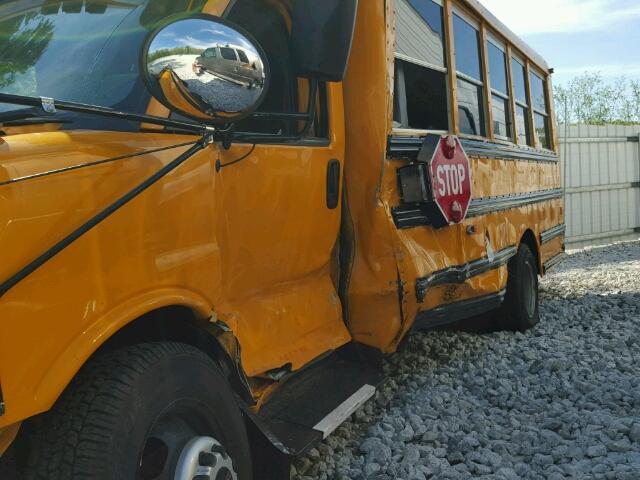 1GD373BG8F1108840 - 2015 GMC SAVANA CUT YELLOW photo 9