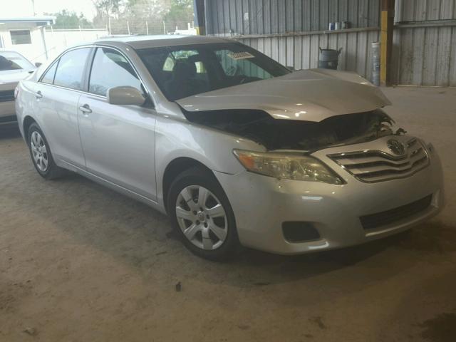 4T1BF3EK5BU139891 - 2011 TOYOTA CAMRY BASE SILVER photo 1