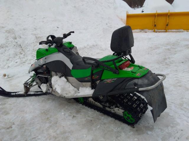 4UF07SNW77T132940 - 2007 ARCTIC CAT F8 GREEN photo 3