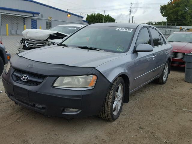 5NPEU46F66H027776 - 2006 HYUNDAI SONATA GRAY photo 2