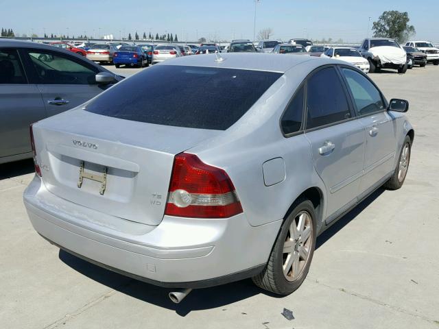 YV1MS682X52046042 - 2005 VOLVO S40 T5 SILVER photo 4