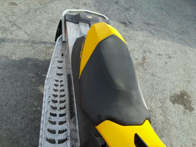 2BPSBMBA8BV000084 - 2011 SKI SNOWMOBILE YELLOW photo 6