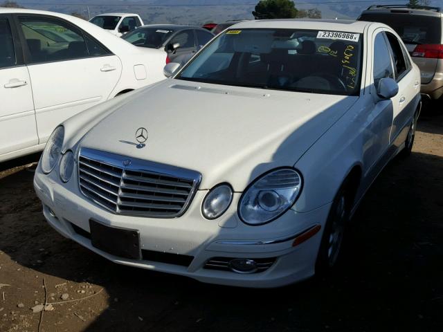 WDBUF56X98B335872 - 2008 MERCEDES-BENZ E 350 WHITE photo 2