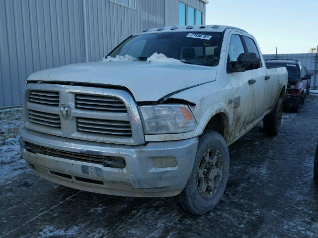 3C6UR5JJ1HG755507 - 2017 RAM 2500 SLT WHITE photo 2