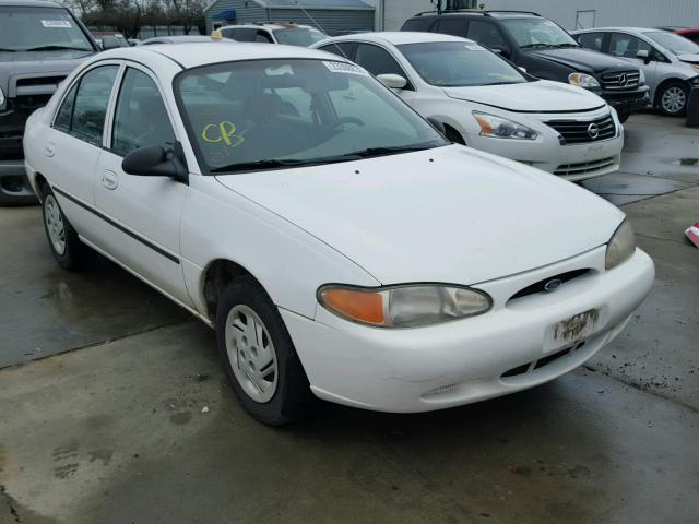 1FAFP10P3WW302497 - 1998 FORD ESCORT LX WHITE photo 1