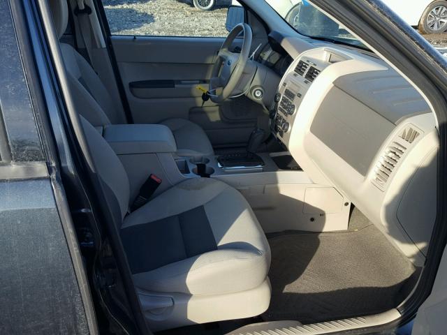 1FMCU03128KB36552 - 2008 FORD ESCAPE XLT GRAY photo 5