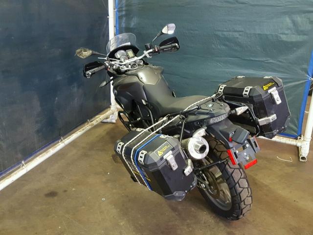 WB10B1104DZF84645 - 2013 BMW F700 GS GRAY photo 3