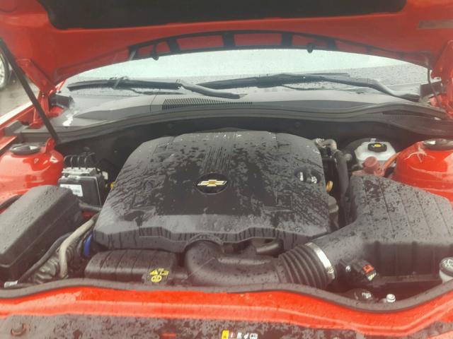 2G1FA1E30D9121504 - 2013 CHEVROLET CAMARO LS RED photo 7