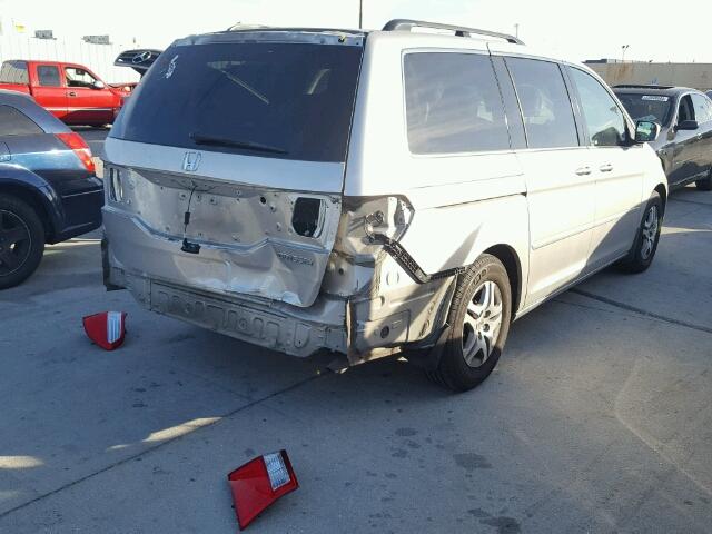 5FNRL38635B071761 - 2005 HONDA ODYSSEY EX SILVER photo 4