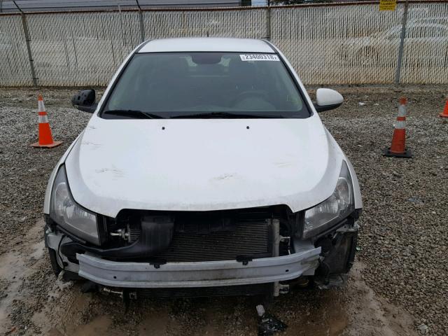 1G1PE5SB3D7142974 - 2013 CHEVROLET CRUZE LT WHITE photo 9