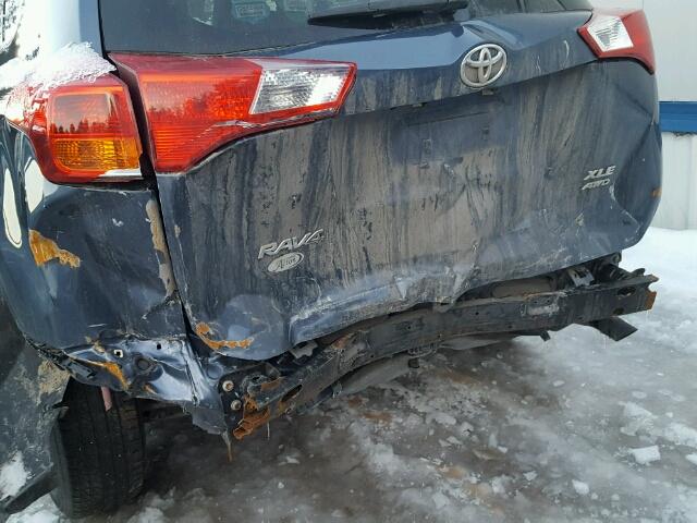 JTMRFREV0DD025445 - 2013 TOYOTA RAV4 XLE BLUE photo 9